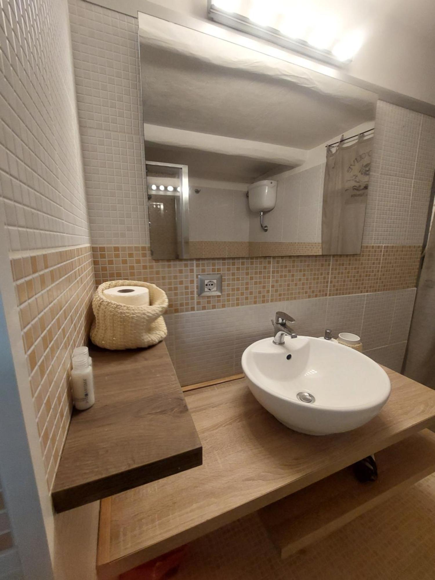 Be Blu Apartment Naples Luaran gambar