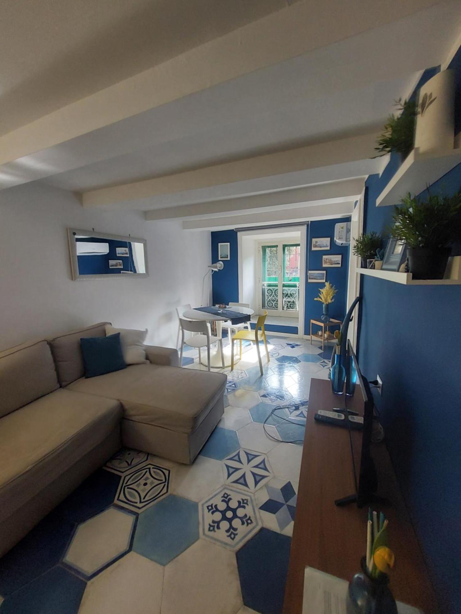 Be Blu Apartment Naples Luaran gambar