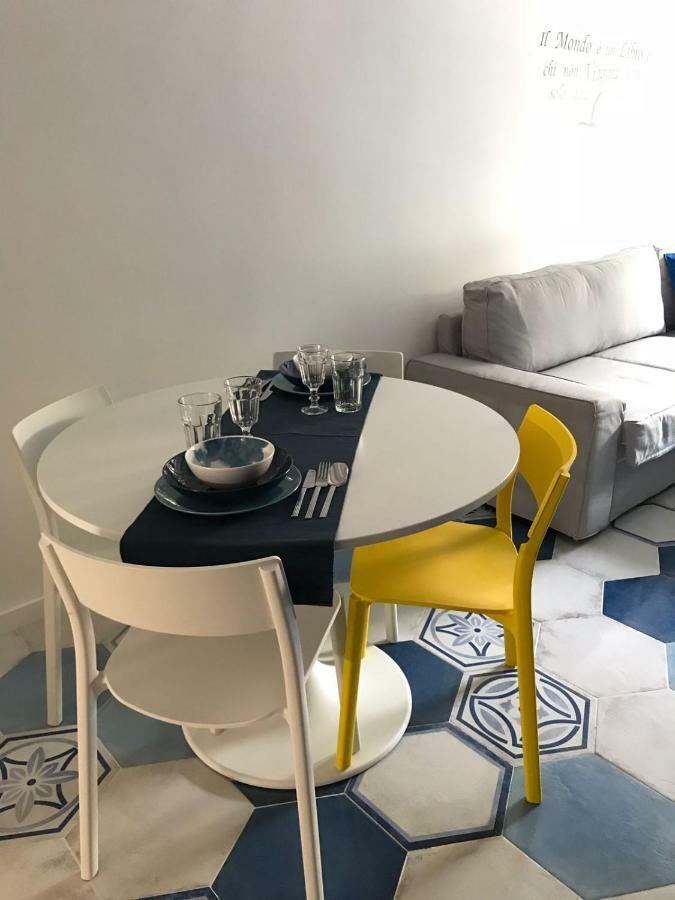 Be Blu Apartment Naples Luaran gambar