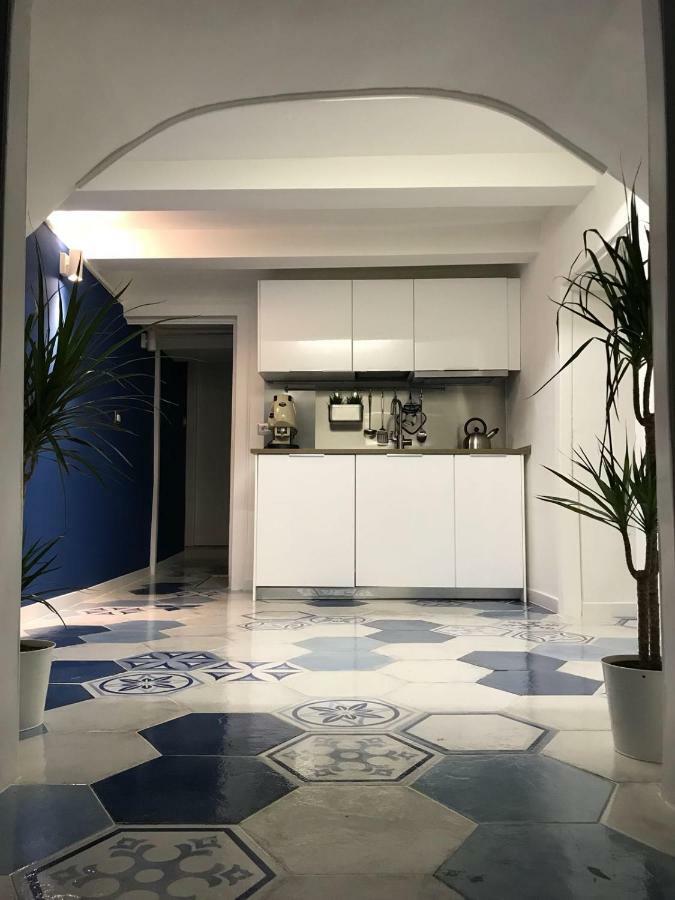 Be Blu Apartment Naples Luaran gambar